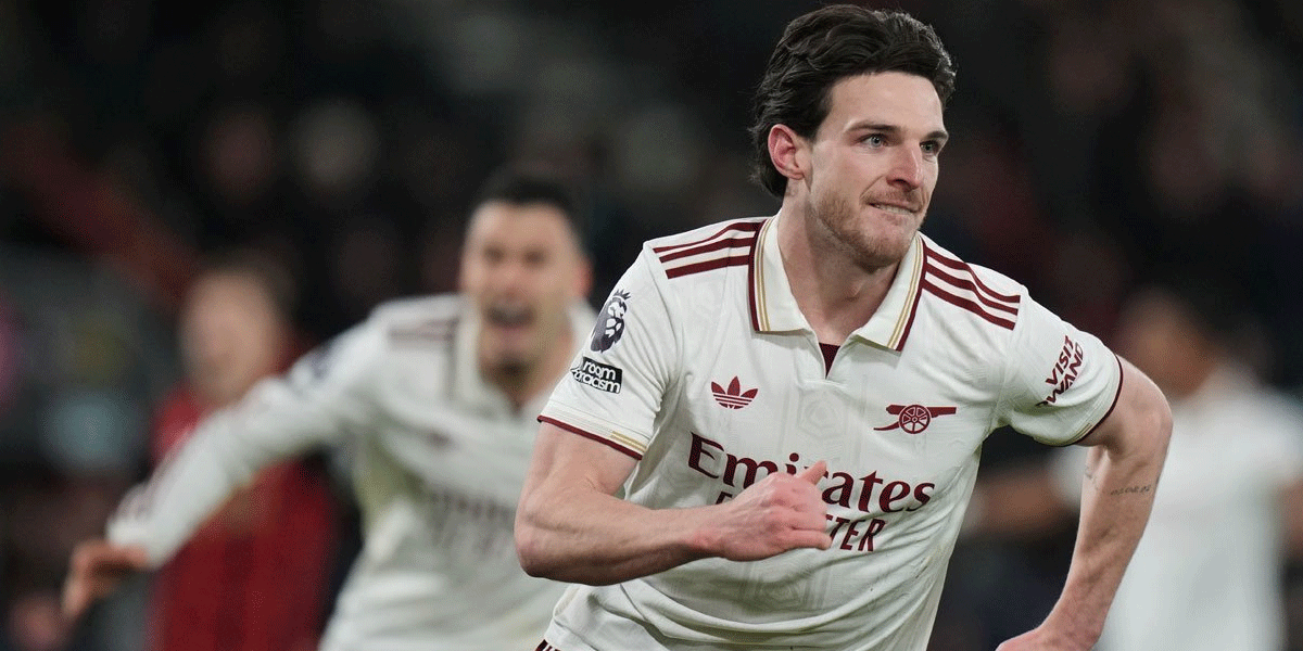 Declan Rice Gendong Arsenal Meski Lutut Bermasalah