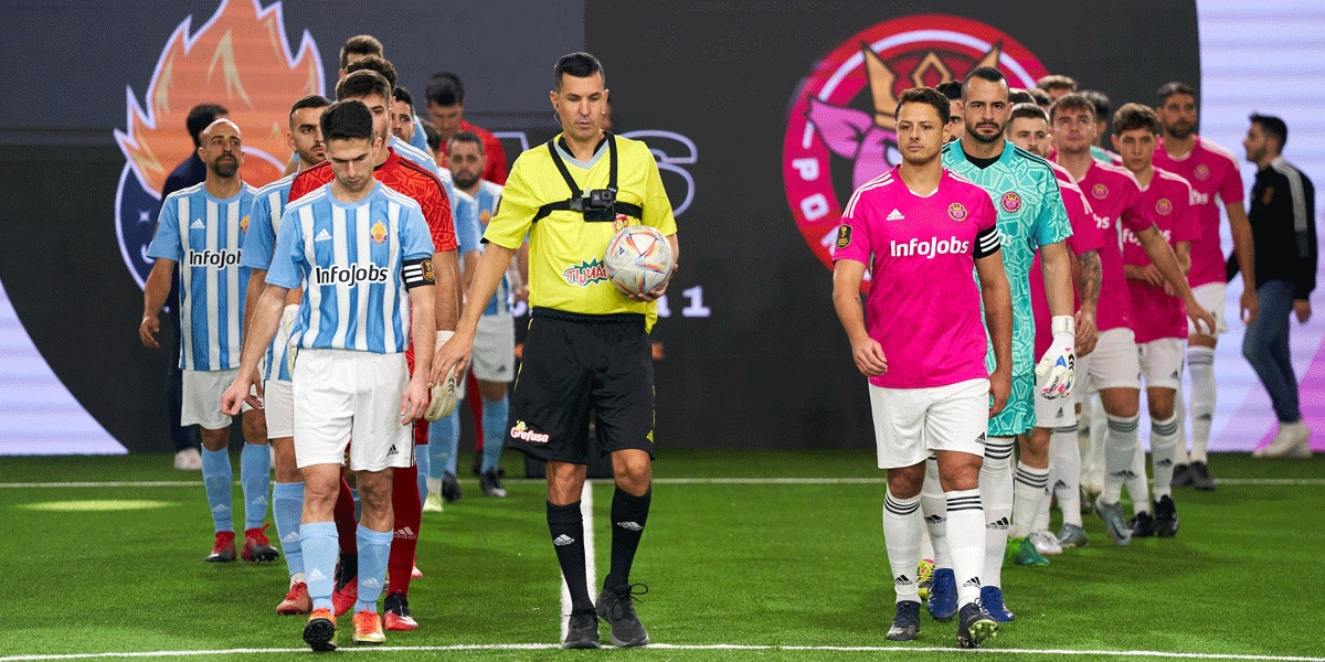 Pique Kembali Sindir Arbeloa Lewat Spanduk Raksasa di Madrid