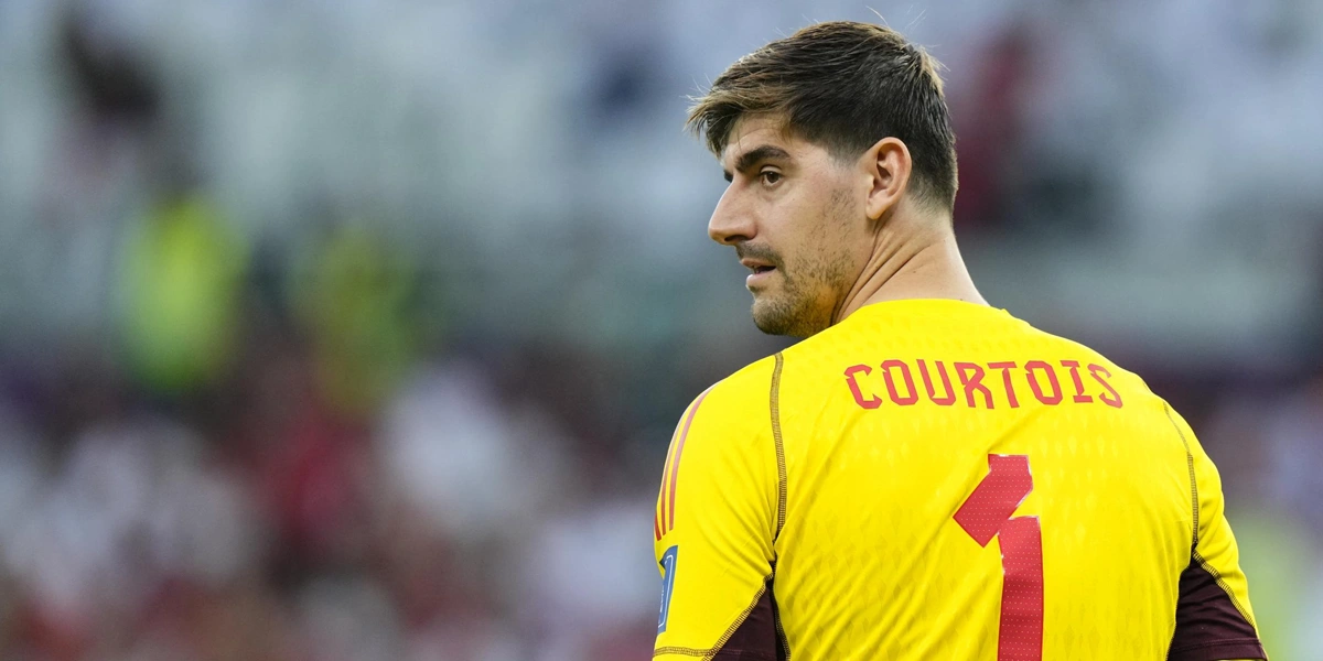 Courtois Kecewa Komentar Mourinho soal Vinicius Jr., Isu Diskriminasi Jadi Sorotan